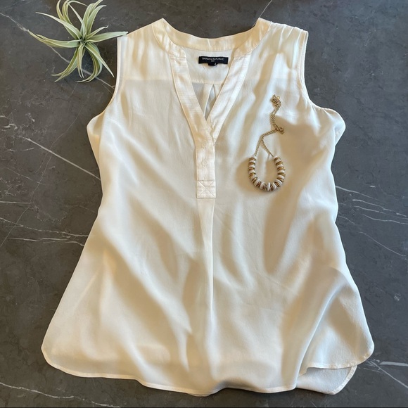 Banana Republic 100% Silk Cream Shell - Picture 1 of 7